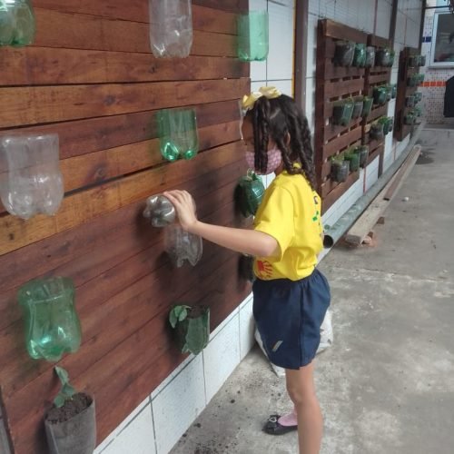 437f573c-5767-45f8-9b9b-fdd312e7bad0