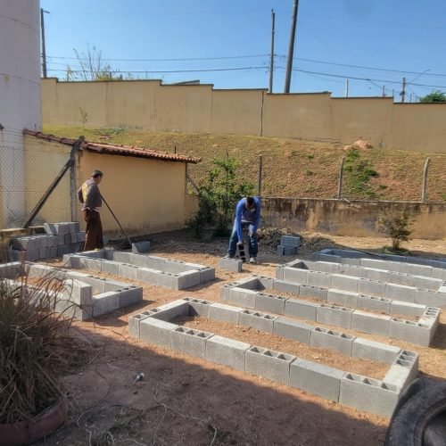 d8f9c0a5-754e-481b-863b-38f78f2d5646